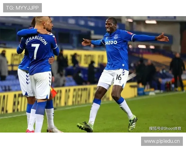 福登：荣获金童奖后的状态回暖与新赛季表现分析