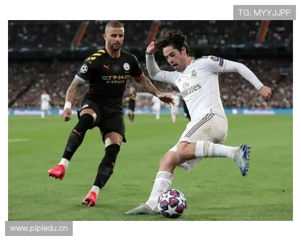 高位压迫与反击推进：巴尔韦德的战术作用