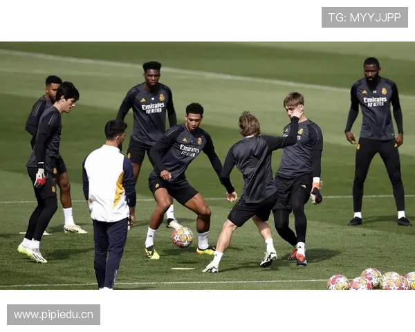 皇家马德里战术转型由控球主导转向效率优先,本赛季调整效果清晰 皇家马德里战术转型由控球主导转向效率优先,本赛季调整效果清晰